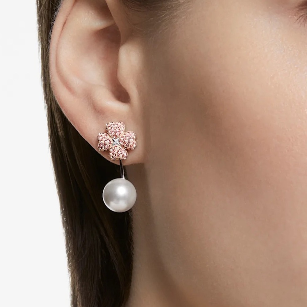🆕 authentic Swarovski flower & pearl earrings